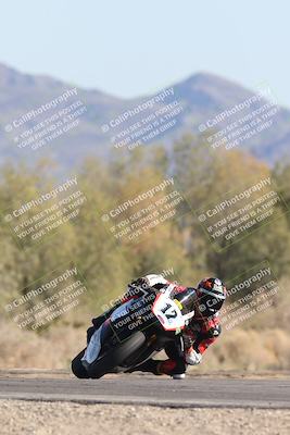 media/Jan-17-2026-CVMA (Sat) [[ab348a895b]]/Race 4-Formula Middleweight/